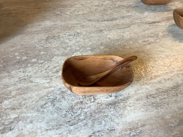 Hovedbilde Teak skål med skje. 9x6 cm